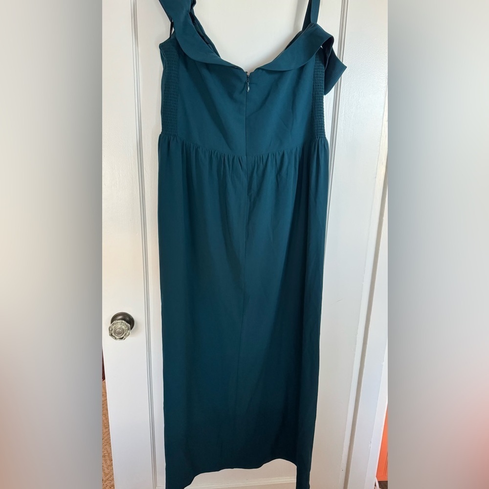Elegant Teal Evening Dress - Picture 3 of 3